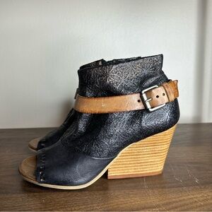 Miz Mooz Kahlo Black Leather Peep Toe Wedge Ankle Boots Sz 37